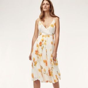 Aritzia Wilfred beaune dress floral